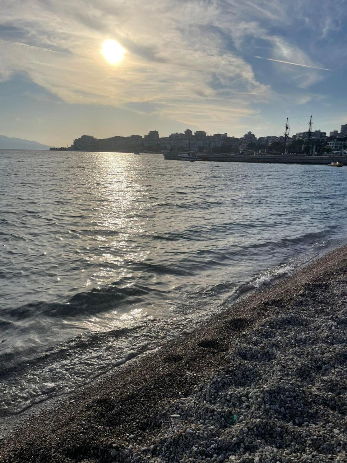 Seriani Dock Holiday Sarandë エクステリア 写真