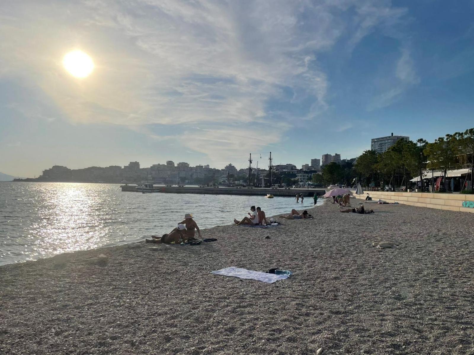Seriani Dock Holiday Sarandë エクステリア 写真